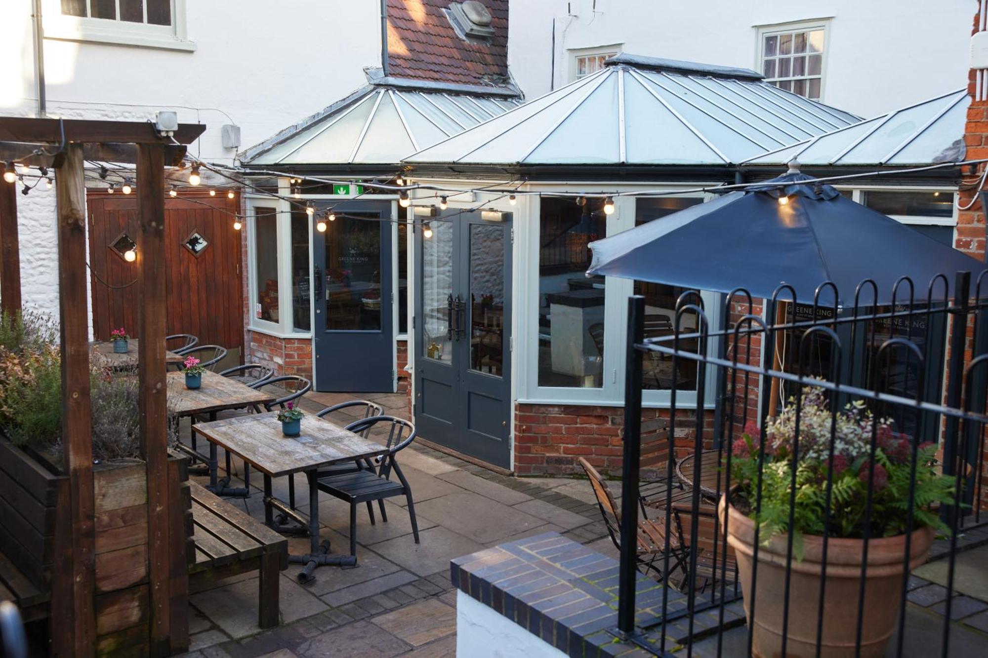 Dog And Partridge By Greene King Inns Bury St. Edmunds Ngoại thất bức ảnh