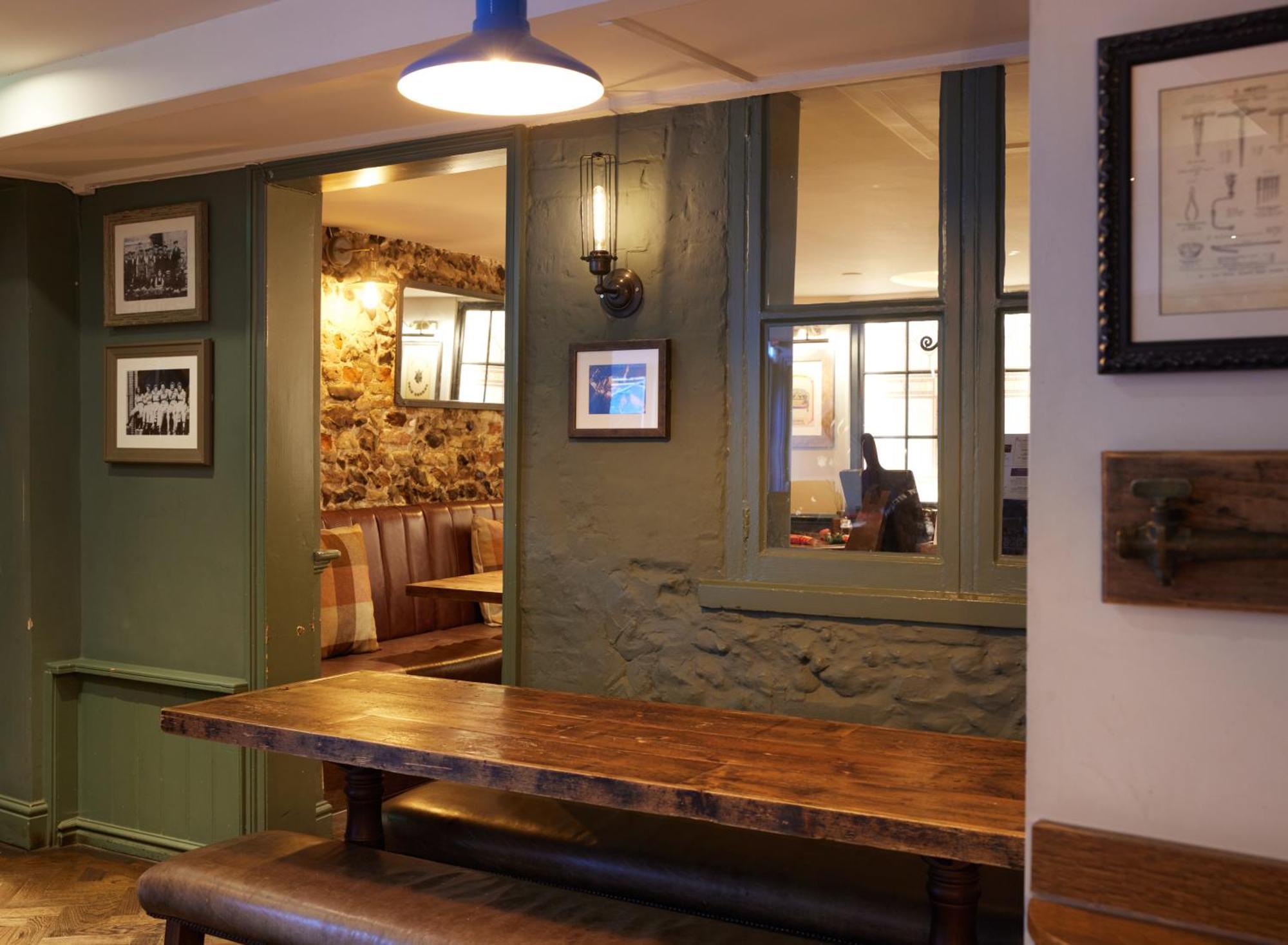 Dog And Partridge By Greene King Inns Bury St. Edmunds Ngoại thất bức ảnh